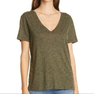 Rails Cara olive mini cheetah print vneck shirt sz.S